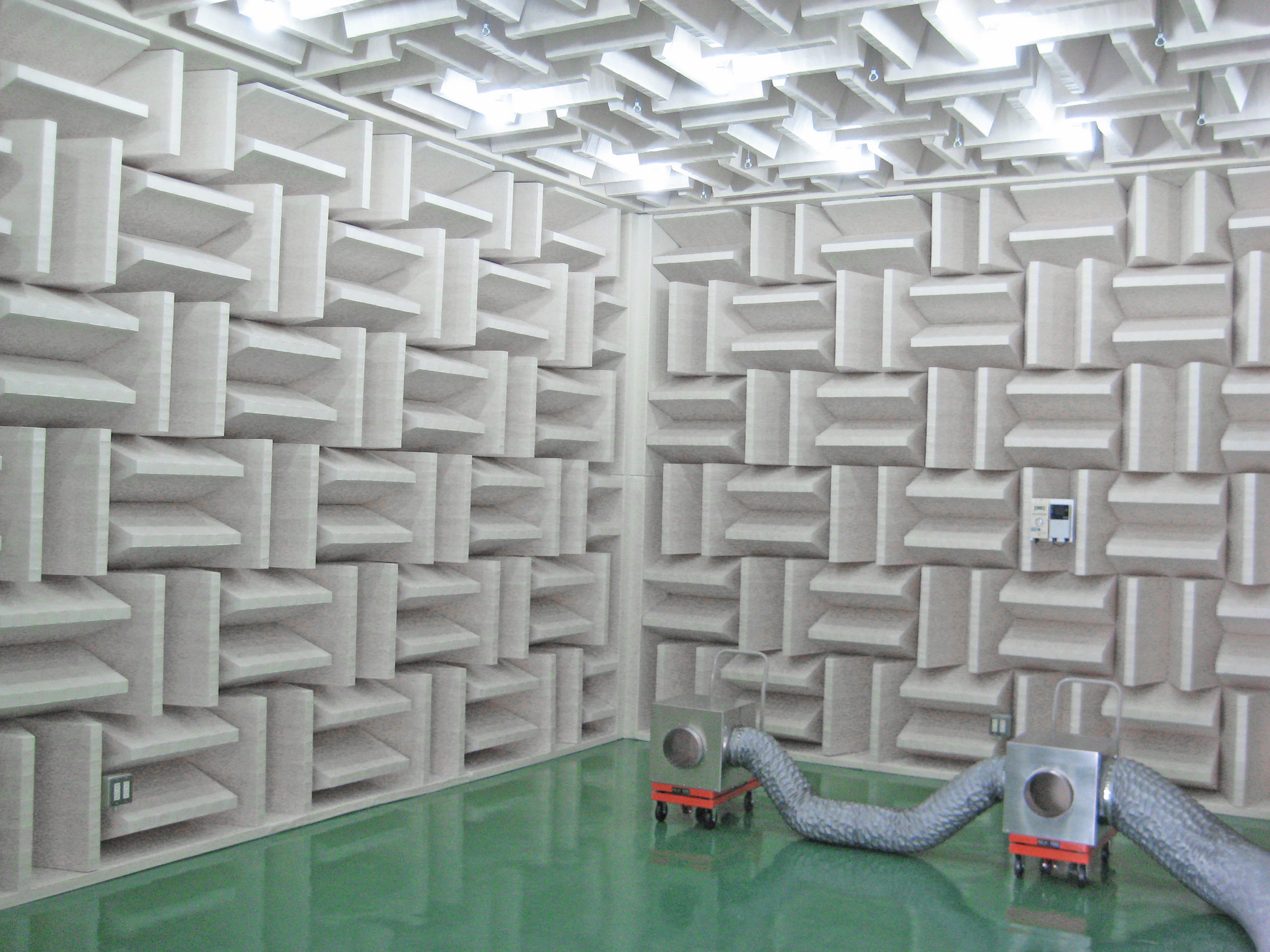 Acoustic Ready-to-Assemble Anechoic Chamber